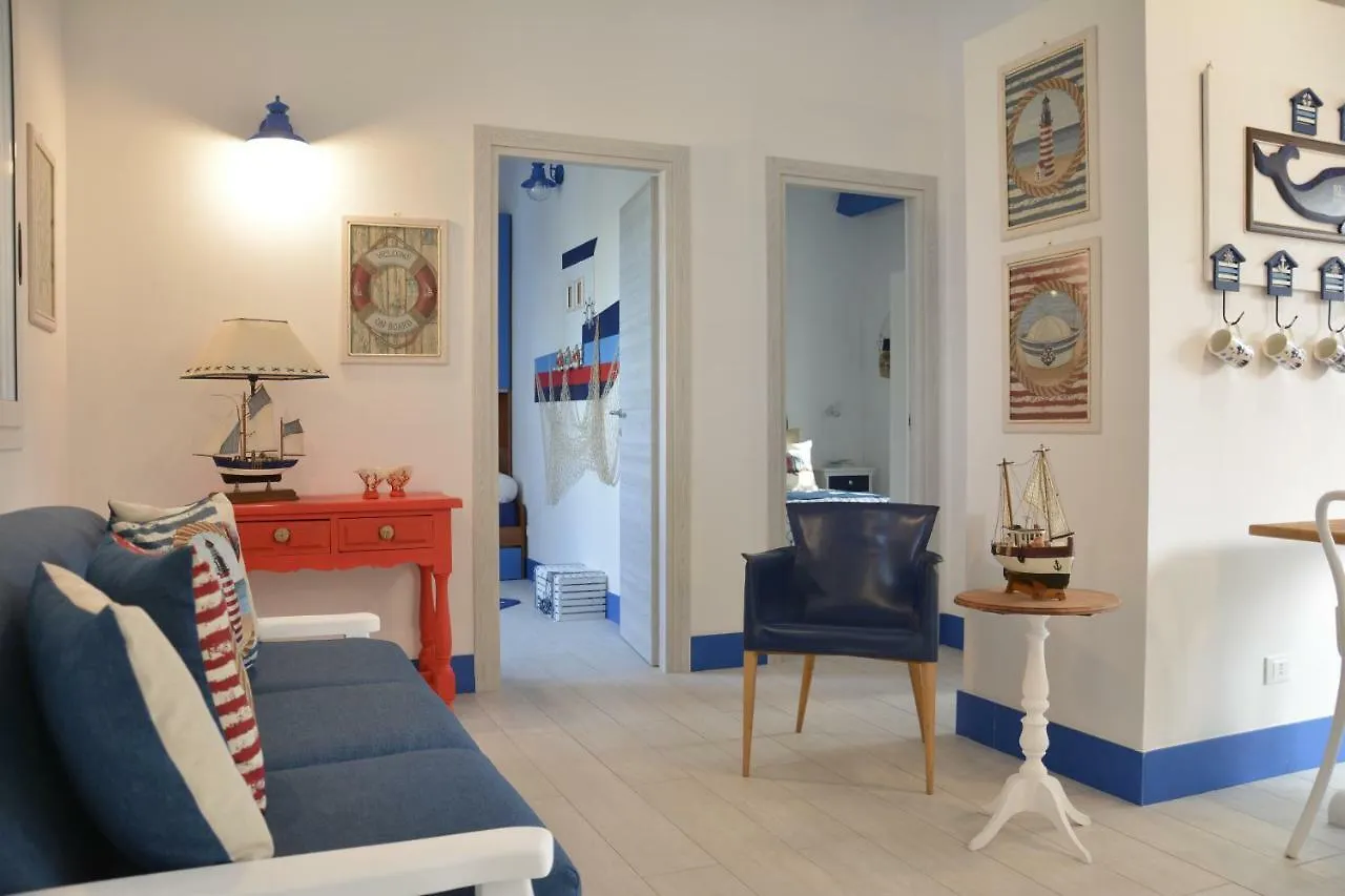 La Casa In Riva Al Mare Villa Augusta 0*,
